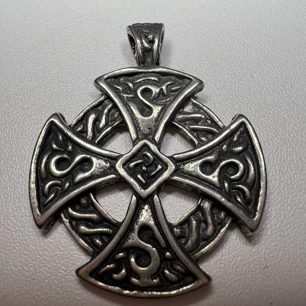 Silver-Colored Celtic Cross Pendant Intricate Knotwork Central Knot - Picture 3 of 4